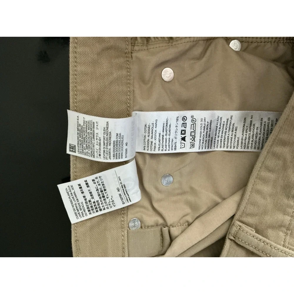 Dockers Mens Khaki Pants Straight Leg W38 L32 Classic Casual Cotton